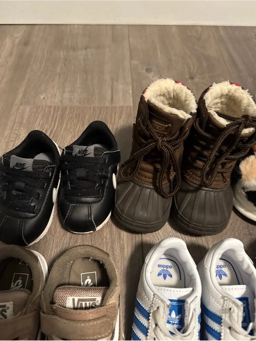 Toddler boy sneakers
